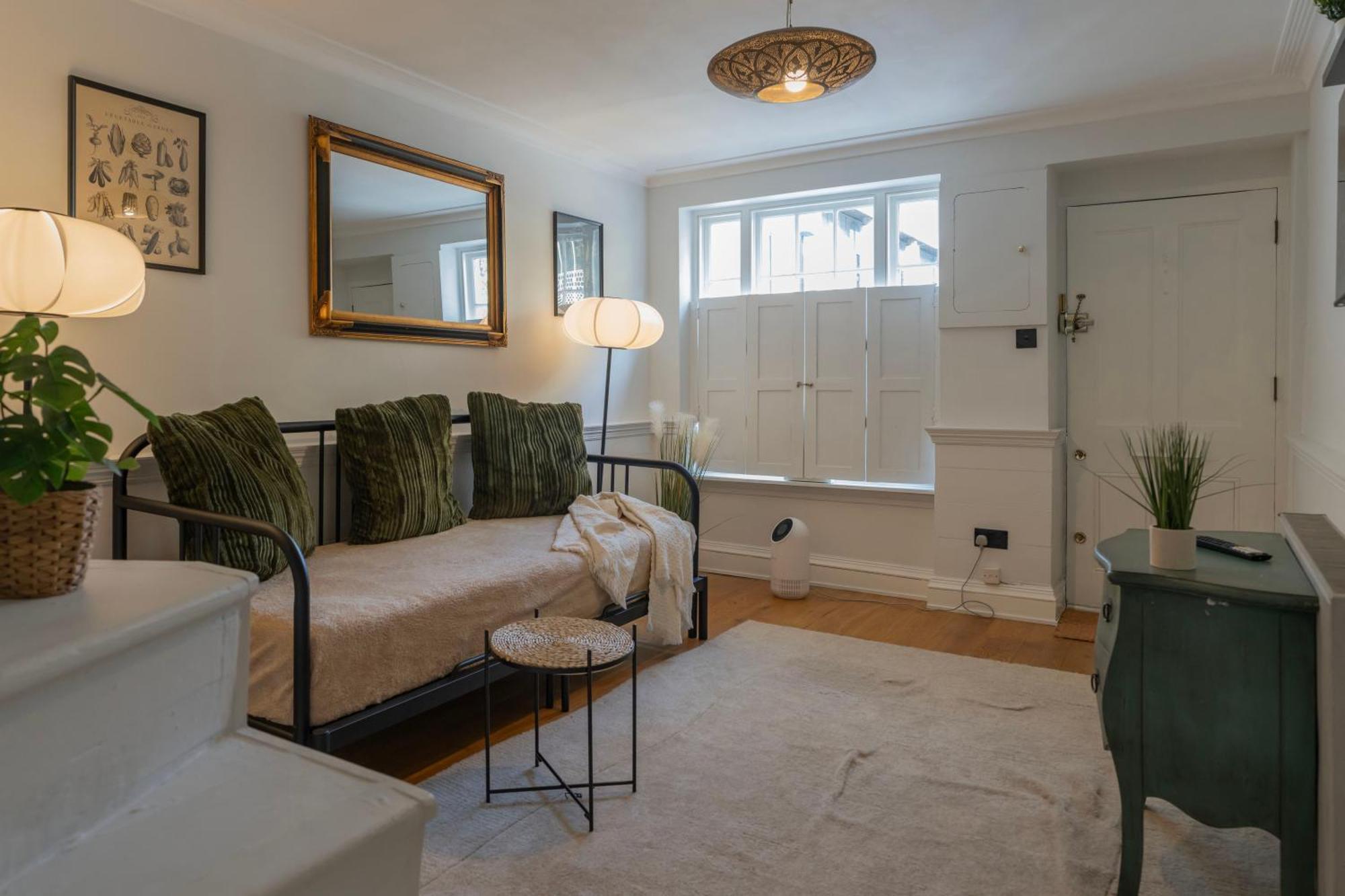 Apartamento Gorgeous 2Bed House In New Road Londres Exterior foto